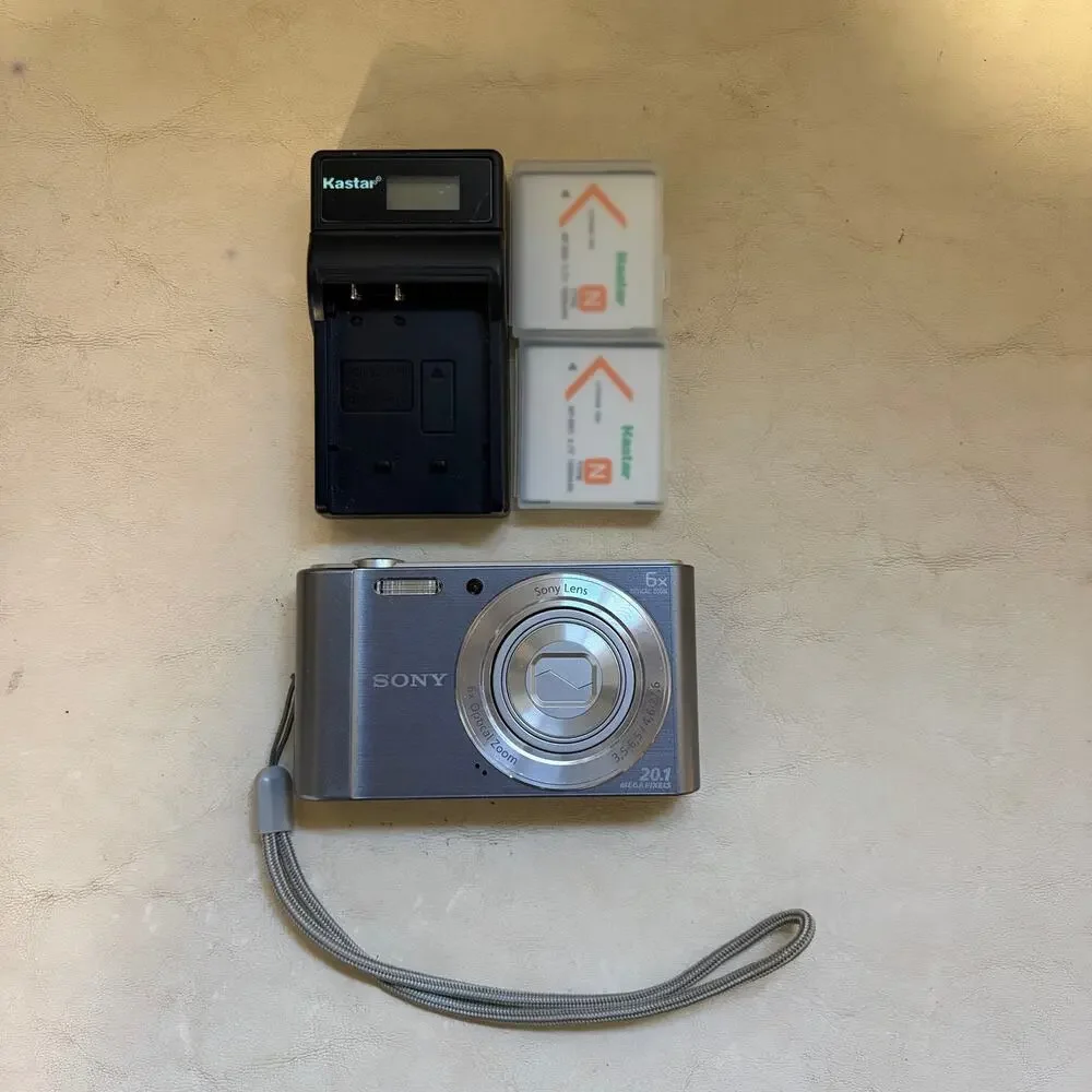 Y2K Sony Cyber Shot Digital Camera DSC-W810 Steady Shot 20.1 MP Bundle